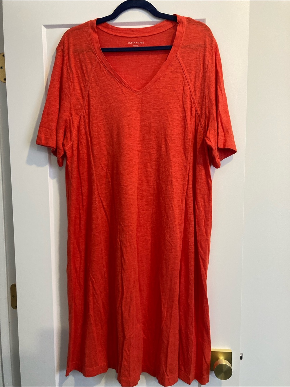 Eileen Fisher V-Neck Short Sleeve Shift Dress in Coral. Like New